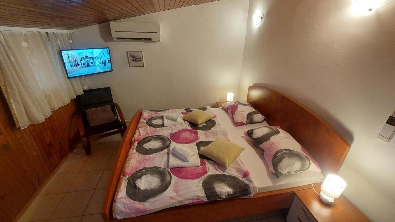 Apartamento 3M Peristil Split Exterior foto