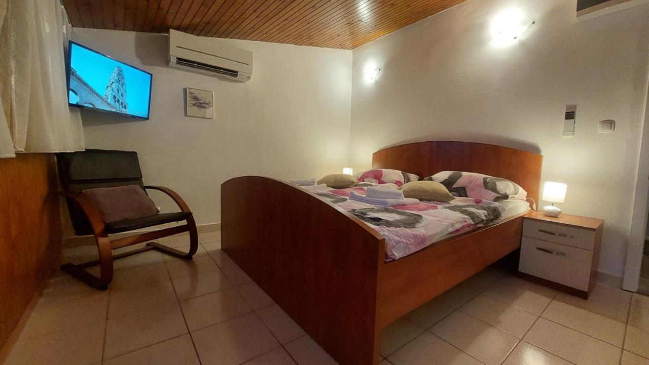 Apartamento 3M Peristil Split Exterior foto
