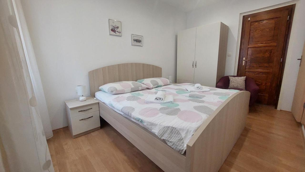 Apartamento 3M Peristil Split Exterior foto