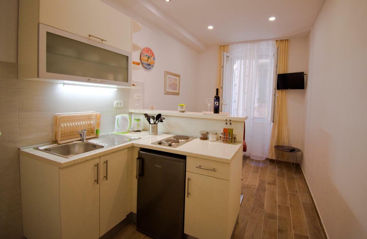 Apartamento 3M Peristil Split Exterior foto